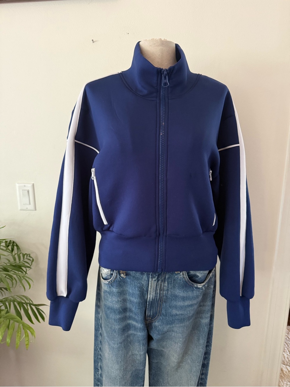 IVL Collectice size small Blue Women's Zip-Front Track Jacket